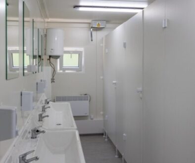How to choose a sanitary container Mobilbox Solutions Guide.