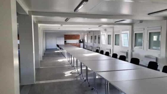 Kuchnia_jadalnia_z_kontenerów_Berlin