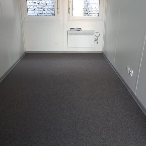 Pawilon Kontenerowy Warszawa Wnetrze Pawilon kontenerowy w Warszawie wnętrze biurowe