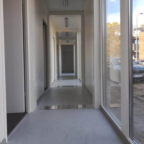 Pawilon Biurowy Z Kontenerow Warszawa Pawilon biurowy Warszawa korytarz