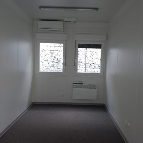 Pawilon Biurowy Z Kontenerow Warszawa Wnetrze Biura Pawilon biurowy Warszawa wnętrze