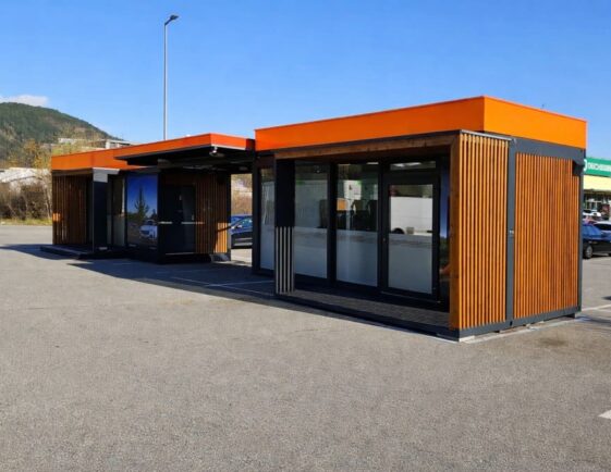 Pawilon biurowy z kontenerów nowoczesne BOK