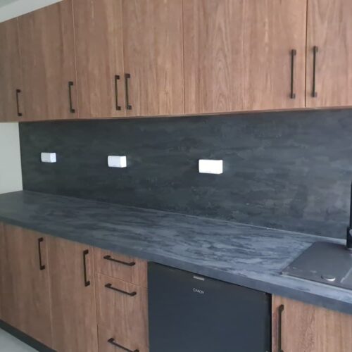 pawilon-handlowy-kuchnia-wykonczenie