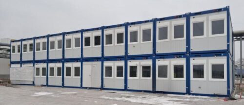 pawilon-handlowy-z-zewnatrz-caly-budynek