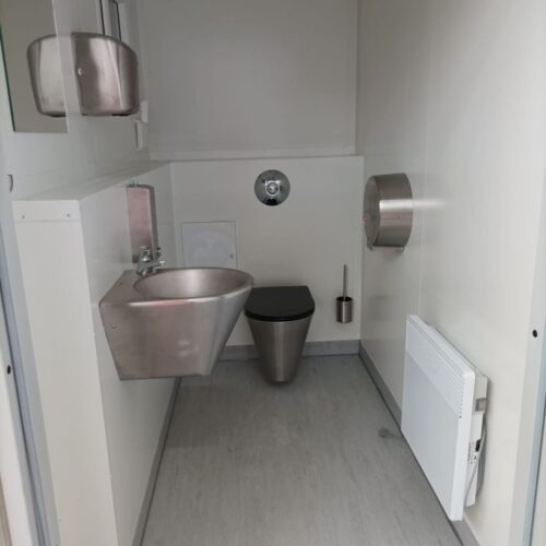 kontener-sanitarny-realizacja-jastarnia-WC kontener-sanitarny-realizacja-jastarnia-WC